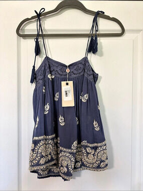 Miss June Sunset Top Embroidered Floral Top in Blue NWT